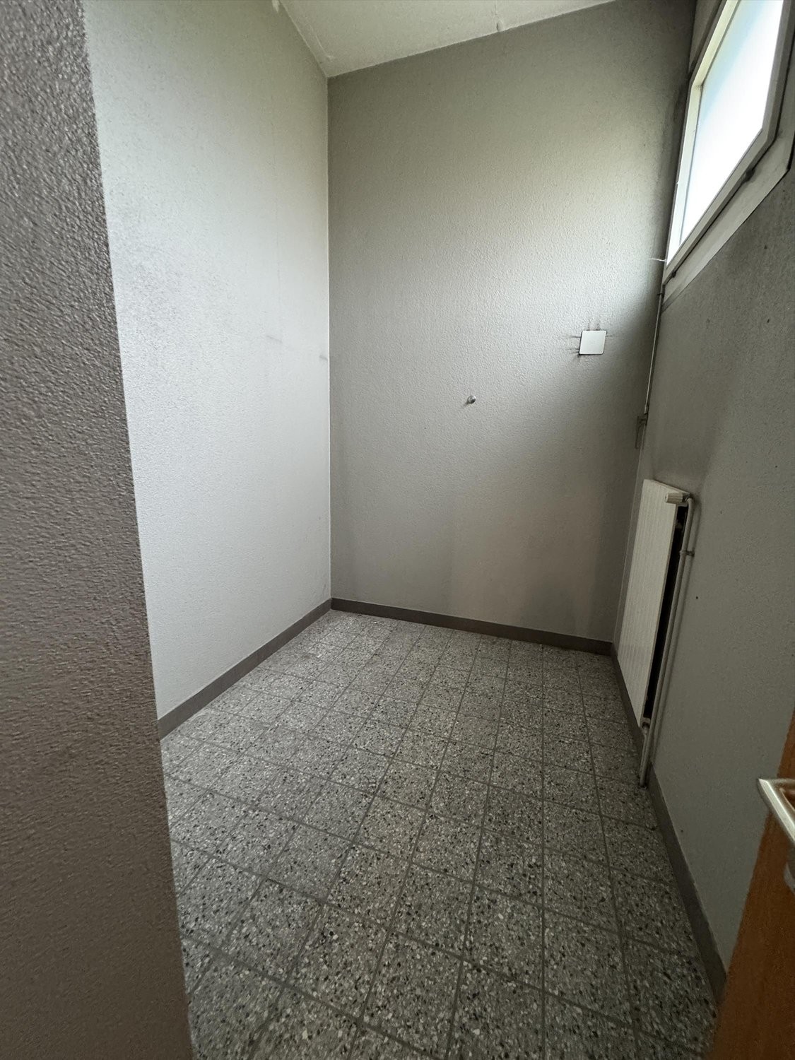 305m² commercial, photo 5 of 6