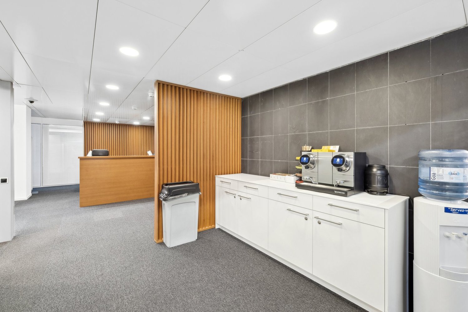 940m² office, photo 5 of 9