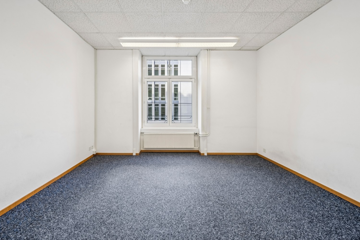 330m² office, photo 9 of 10