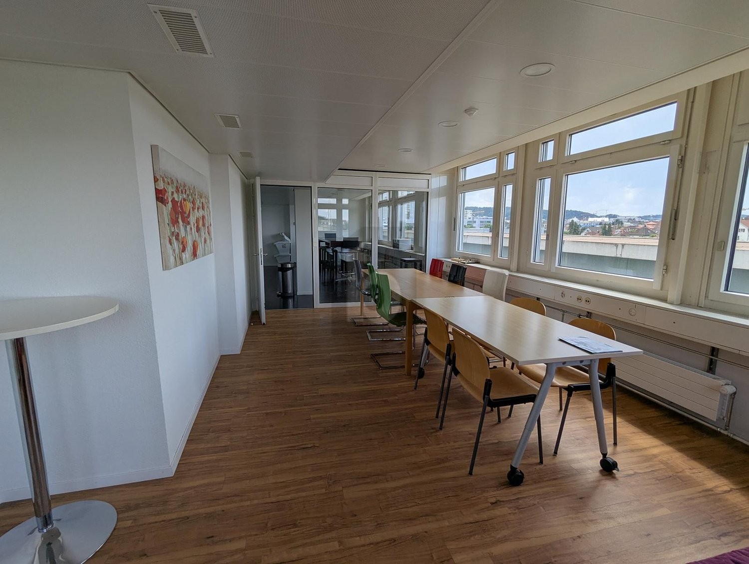 837m² office, photo 3 of 4