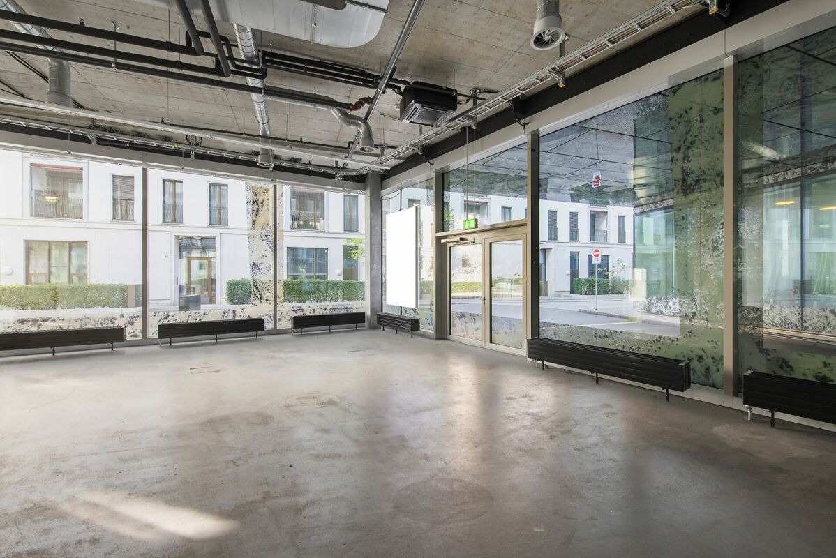 622m² shop, photo 8 of 10