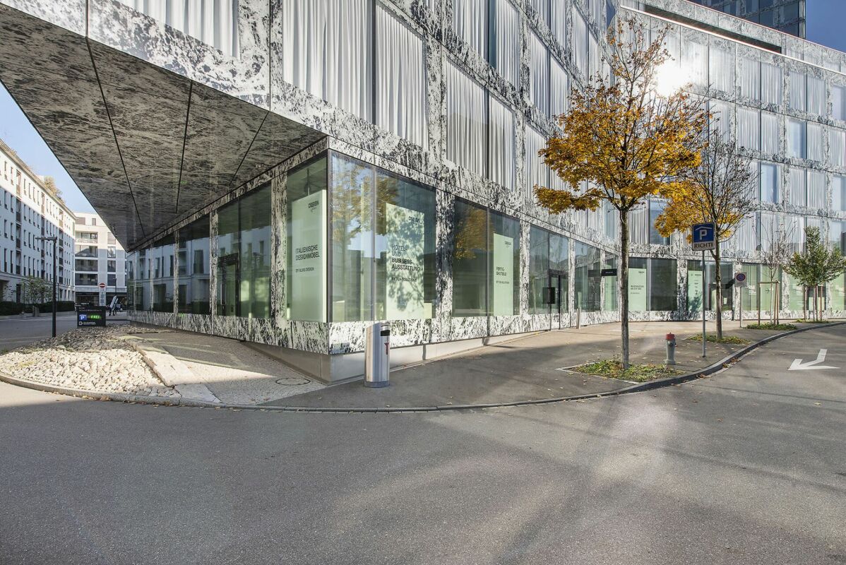 622m² shop, photo 10 of 10
