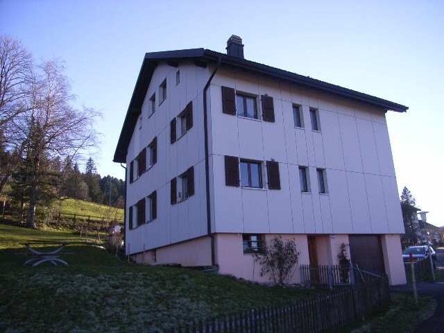 5 rooms apartment