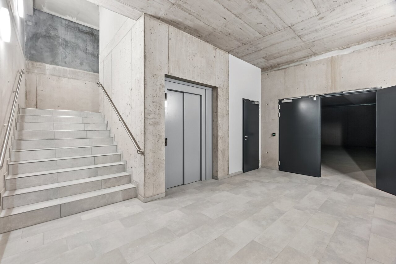 920m² commerciale