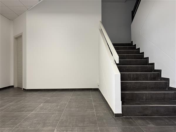 Office, photo 3 of 10