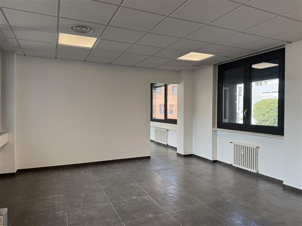 Office, photo 9 of 10