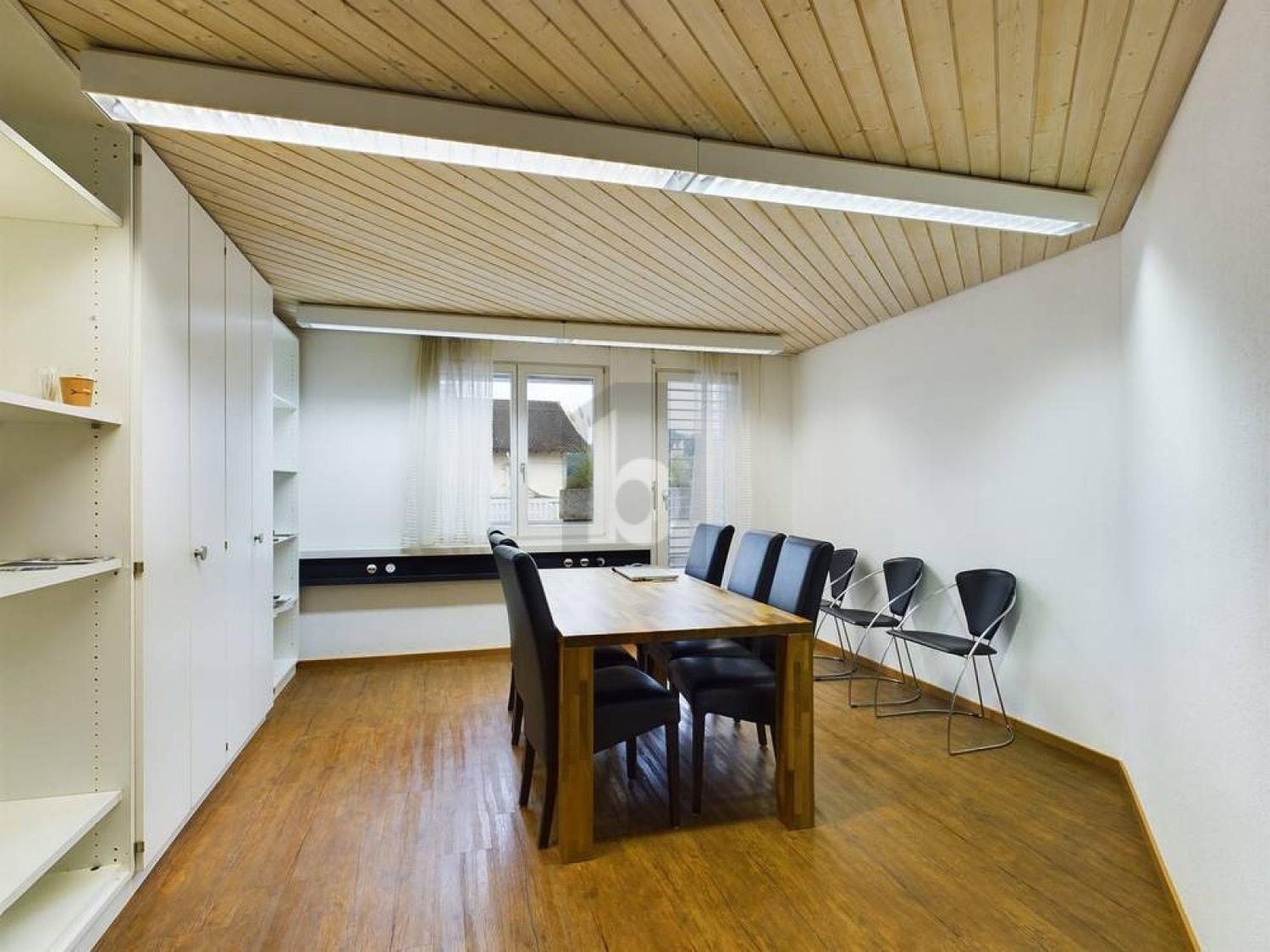 67m² office, photo 2 of 4