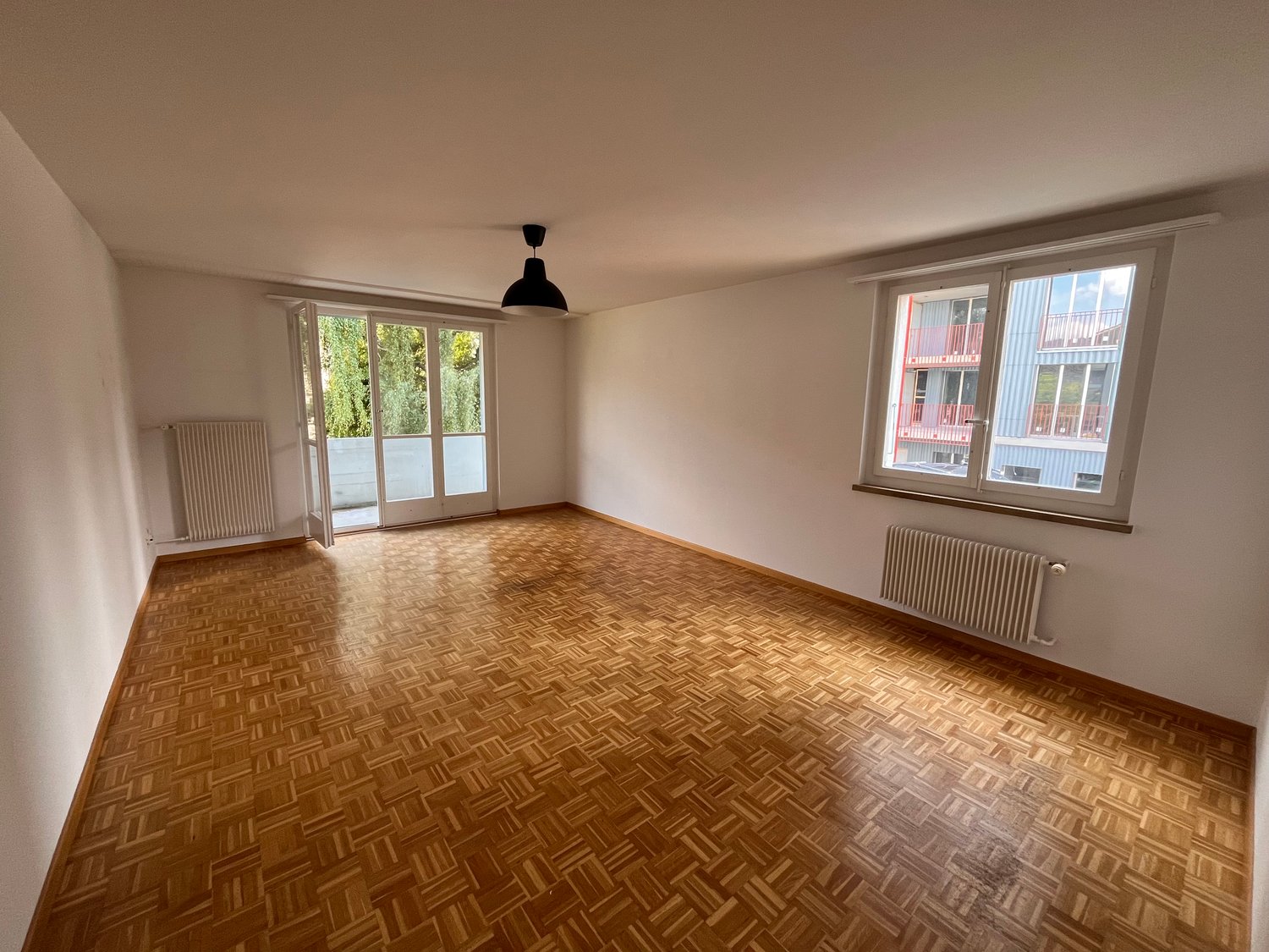 4 rooms apartment, photo 2 of 9