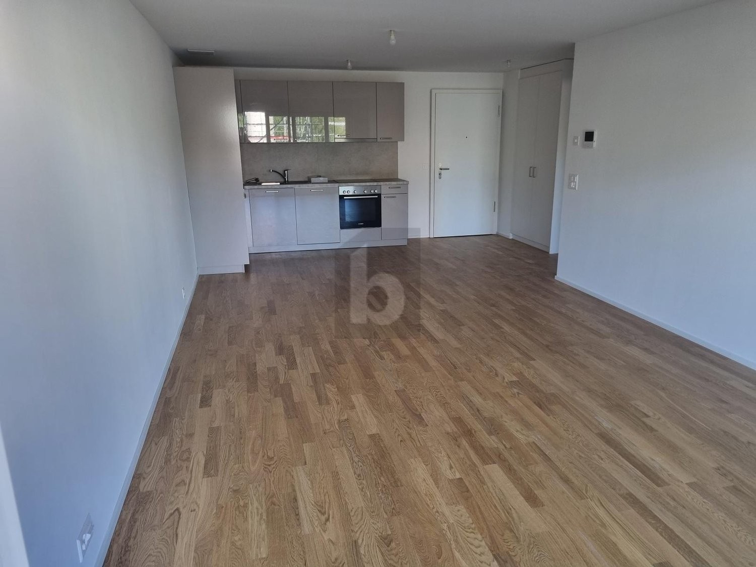 2 rooms apartment, photo 2 of 4