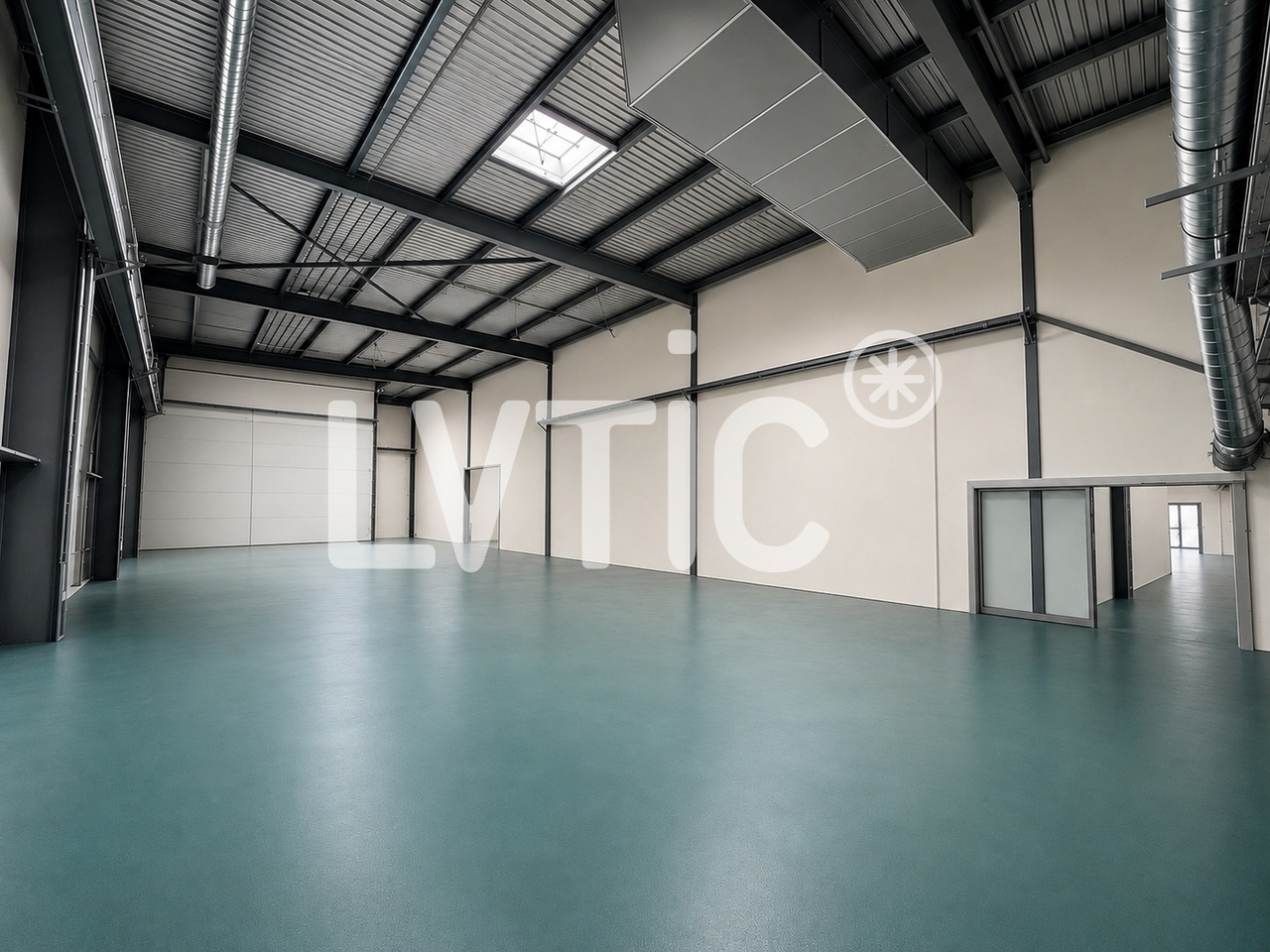 2250m² industrial object, photo 7 of 10