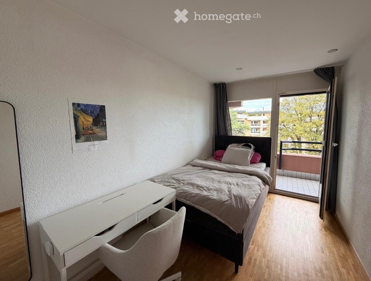 1 room single room, photo 1 of 2