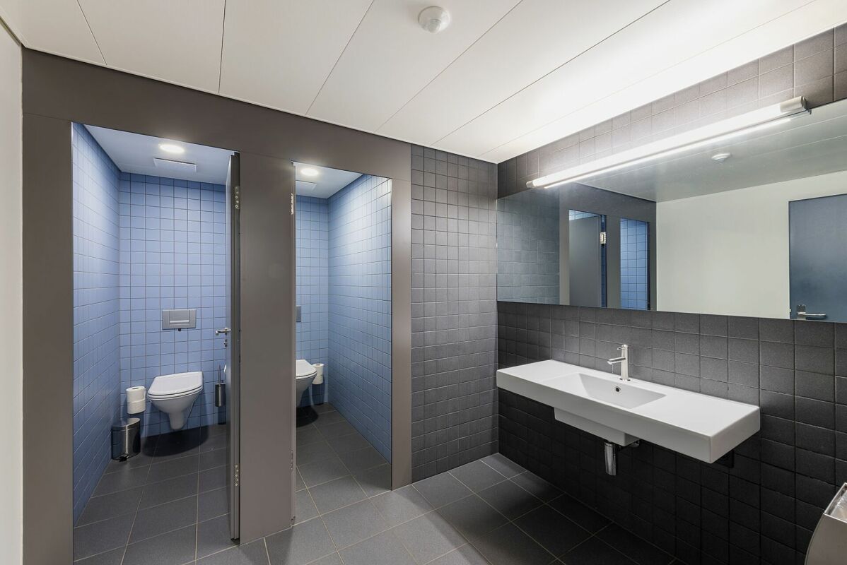 1700m² office, photo 8 of 10