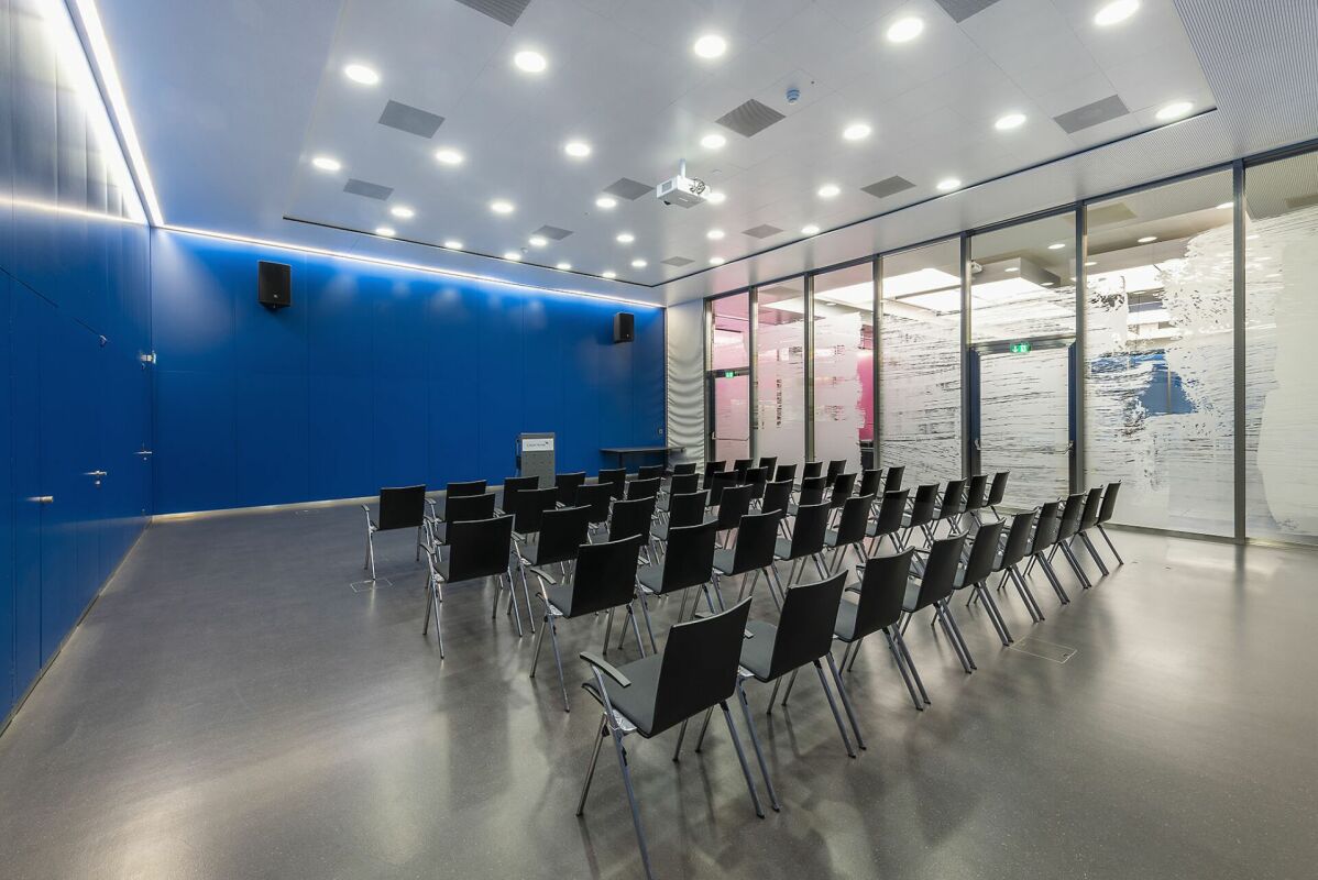 1700m² office, photo 4 of 10