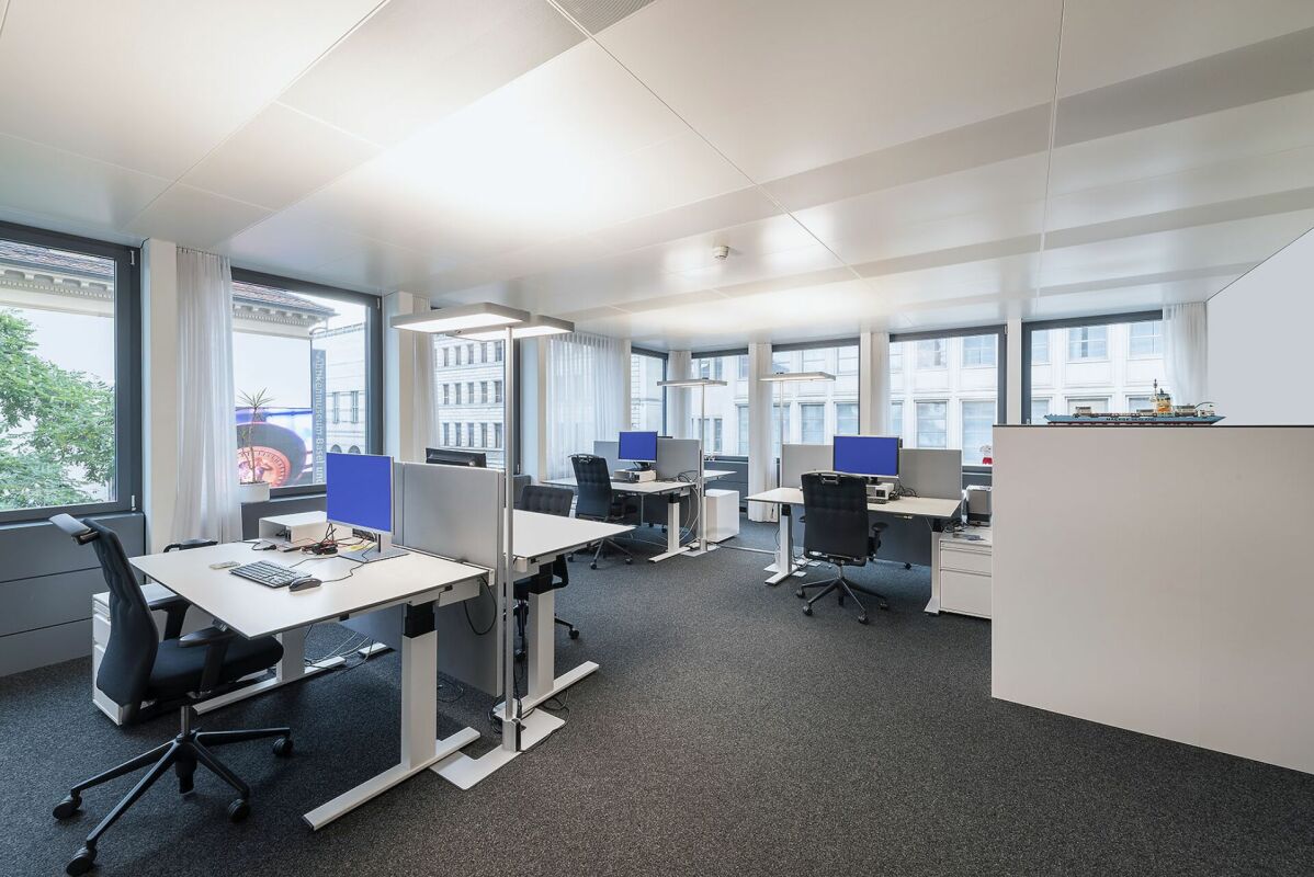 1700m² office, photo 6 of 10