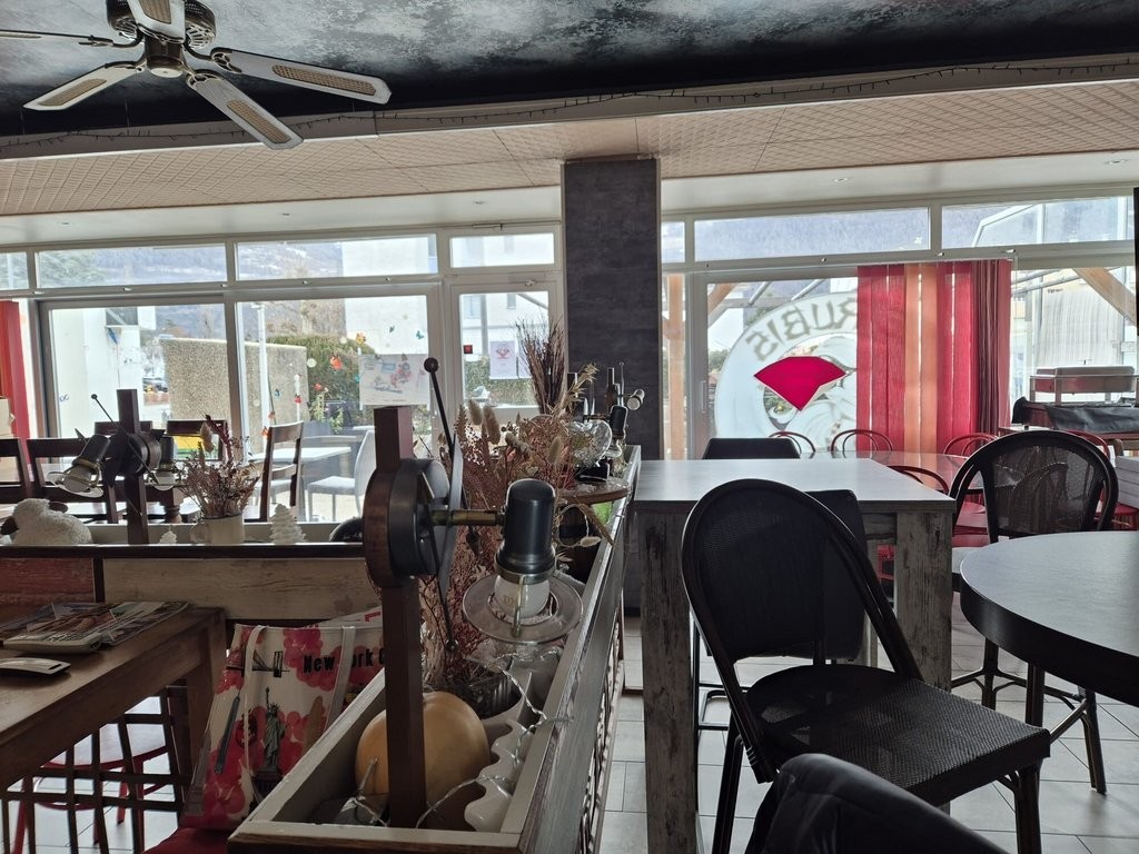 99m² commercial, photo 4 of 9