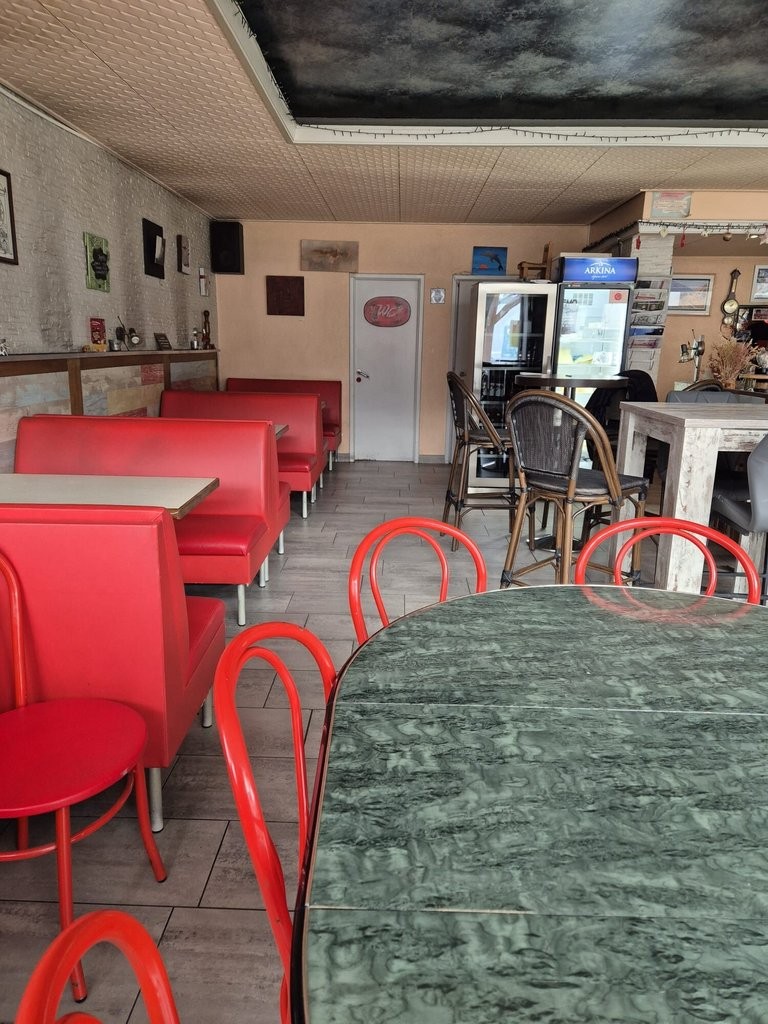 99m² commercial, photo 3 of 9
