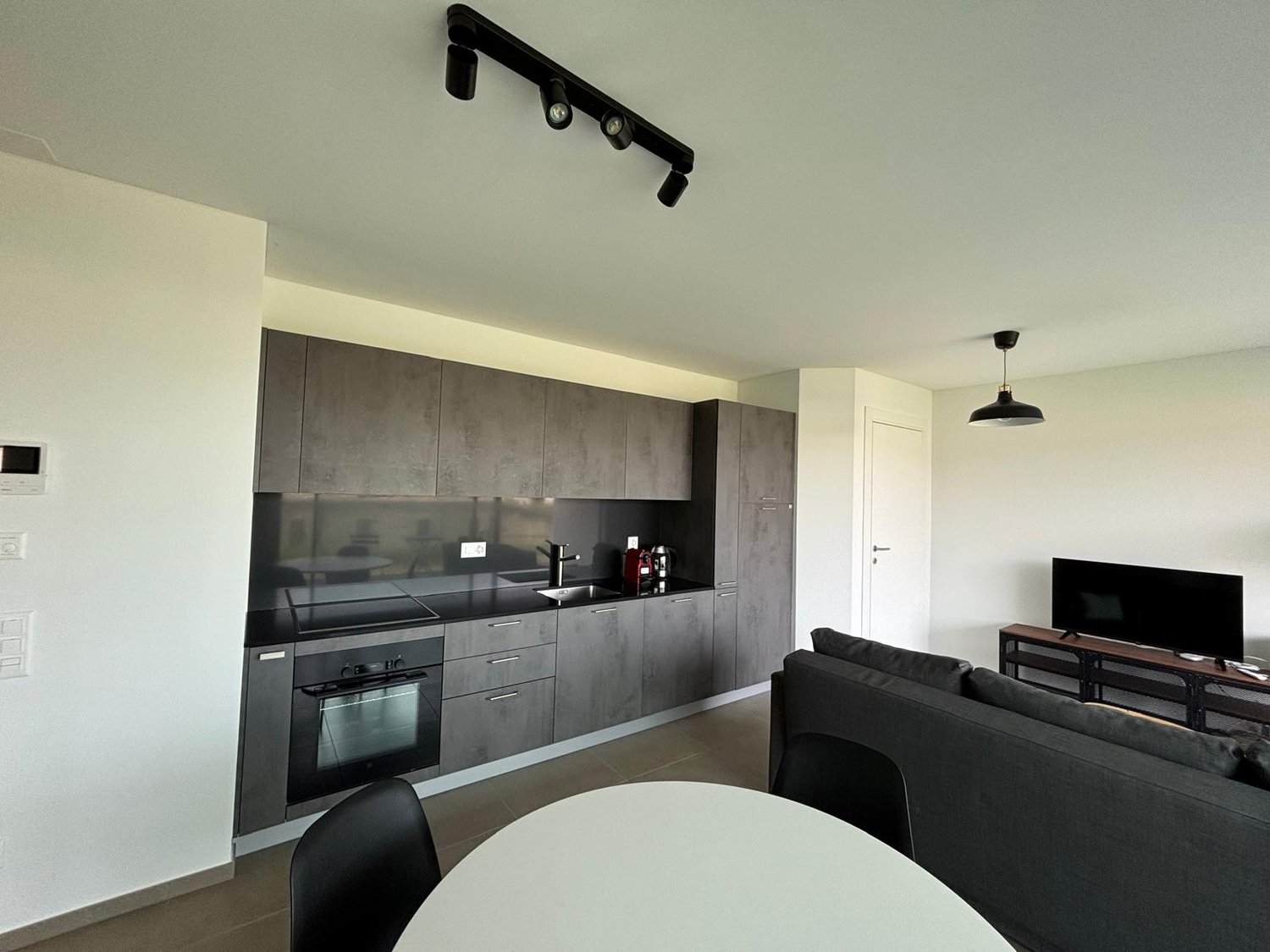 2 ½ pièces appartement meublé