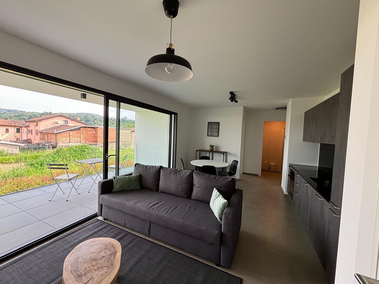 2 ½ pièces appartement meublé