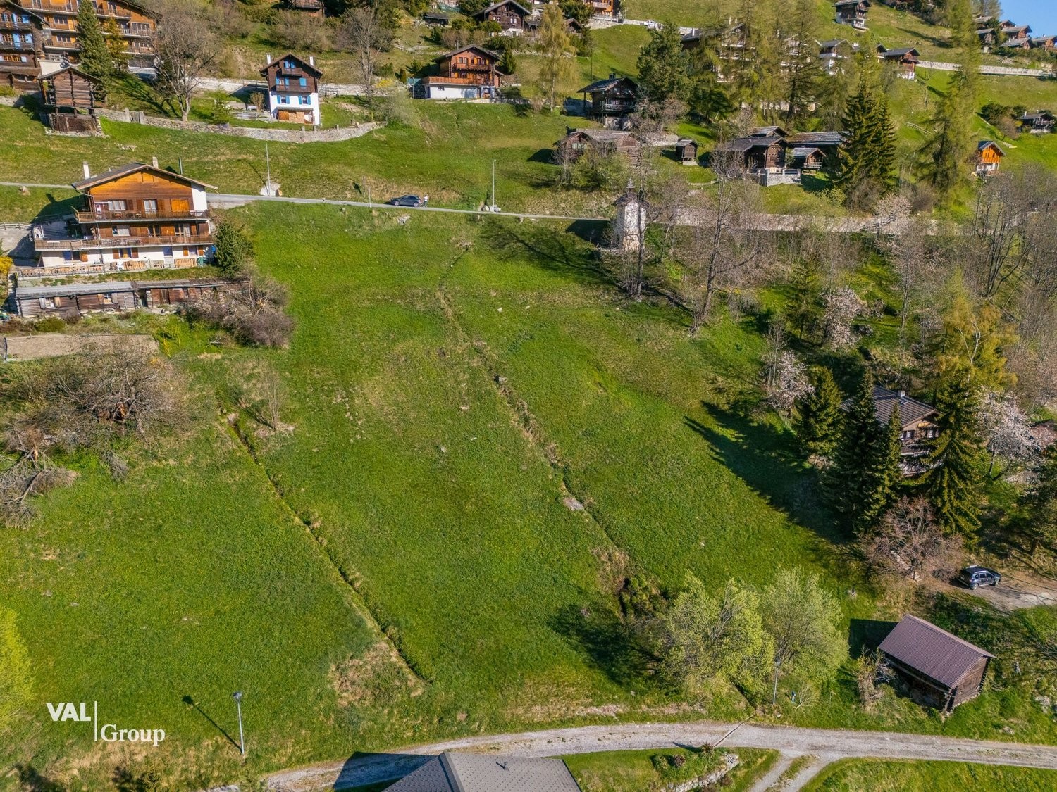 3344m² building land, photo 1 of 7
