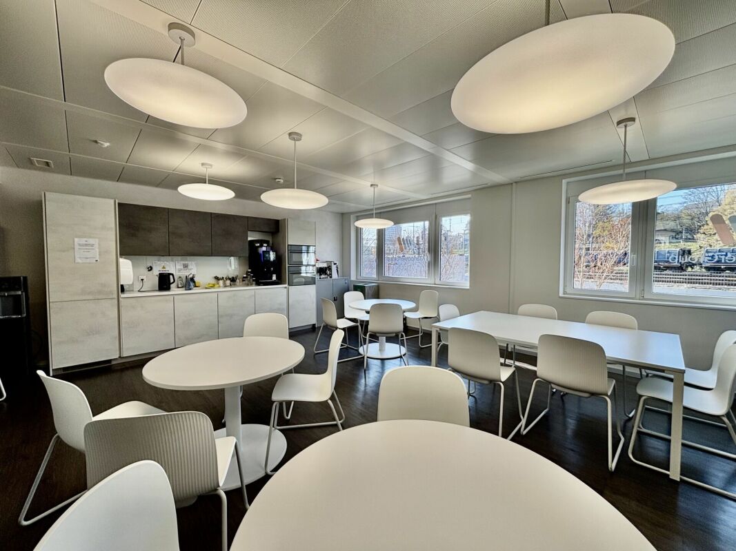 850m² office, photo 4 of 10