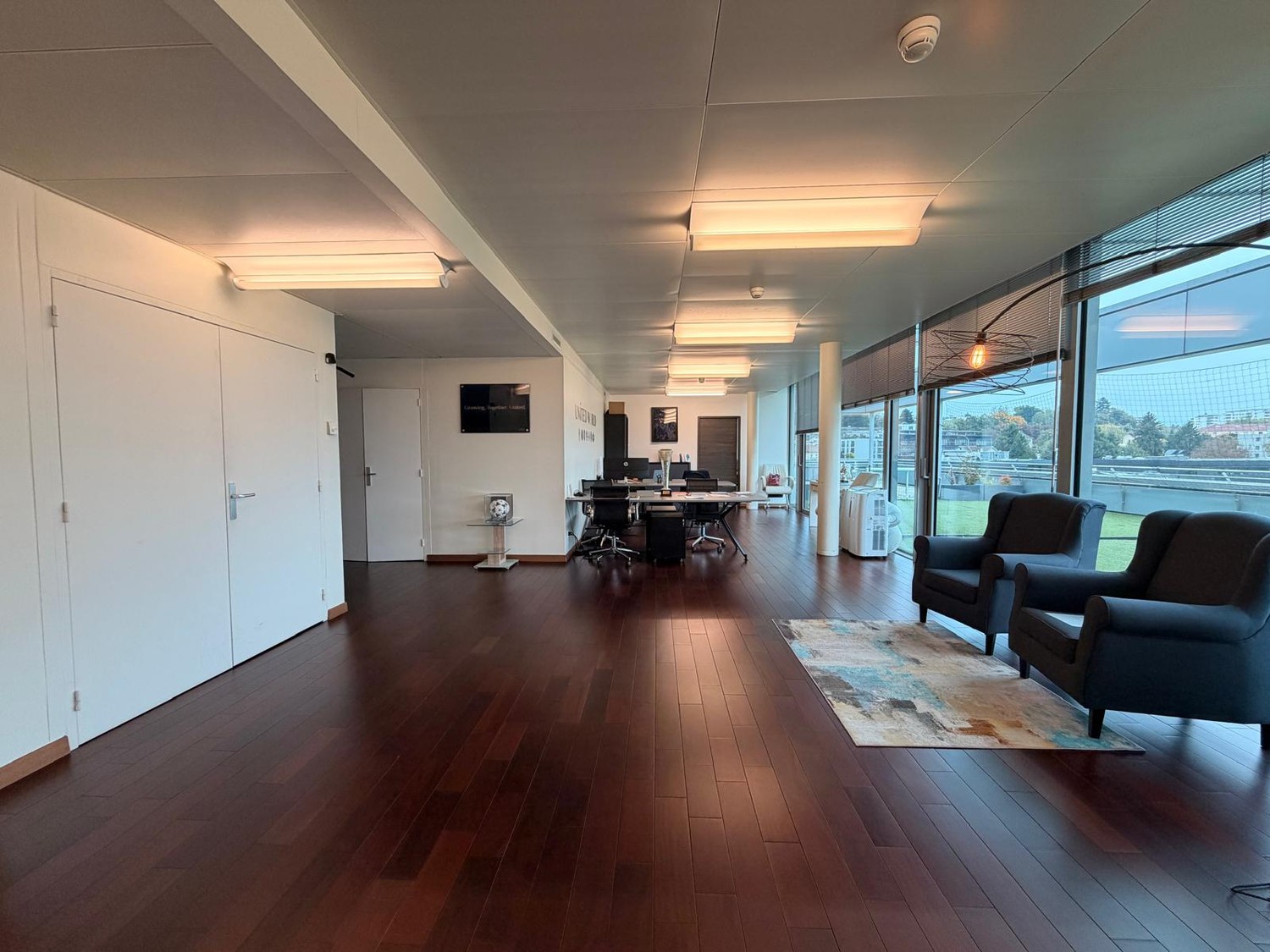 115m² office, photo 2 of 10