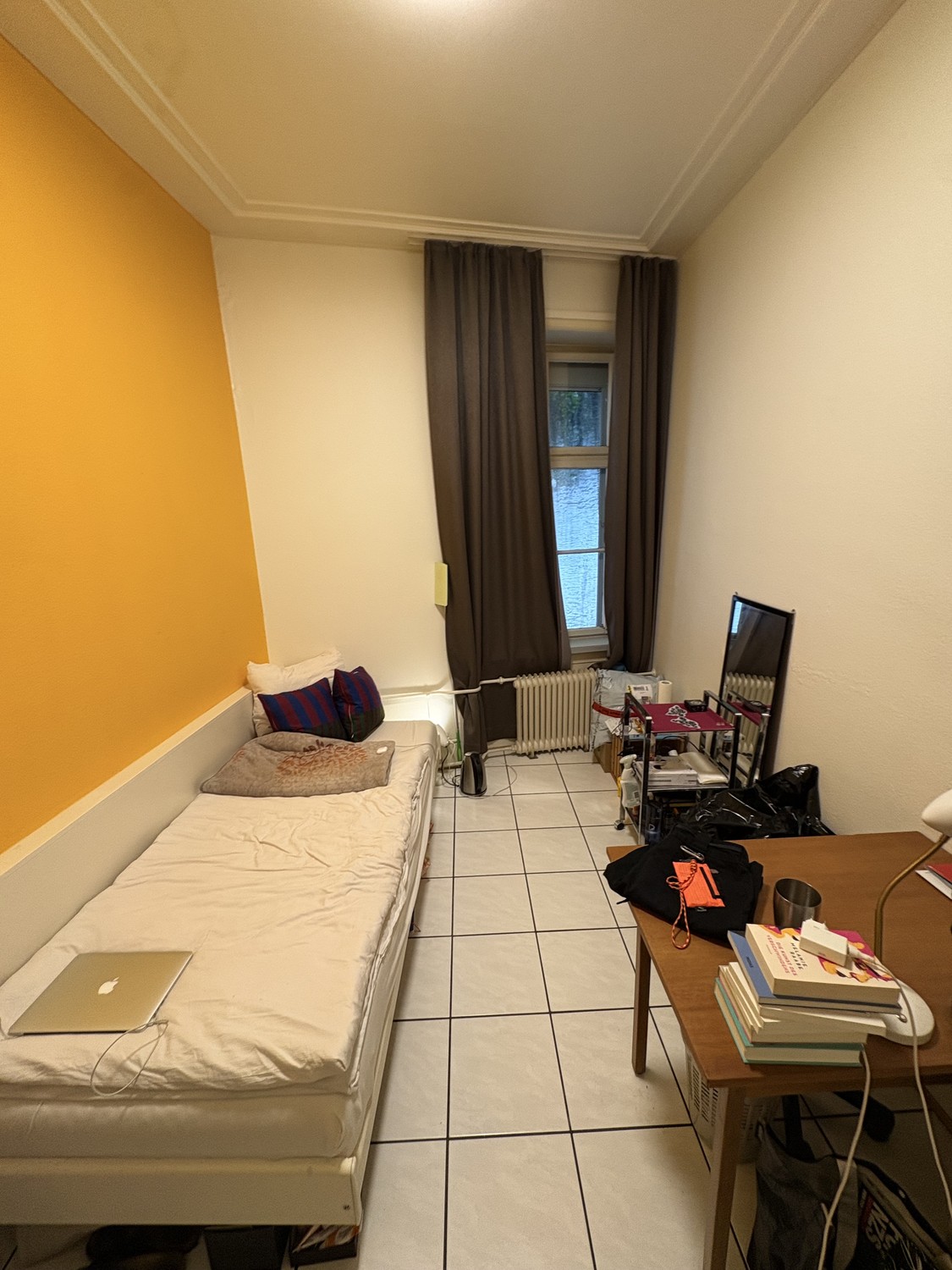 1 room apartment, photo 2 sur 4