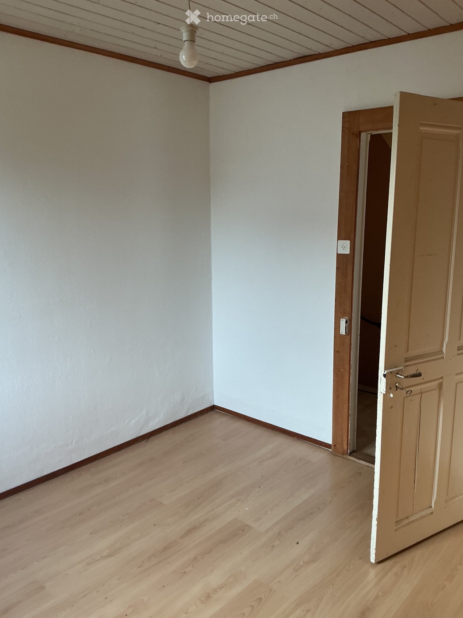 1 room single room, photo 1 of 5