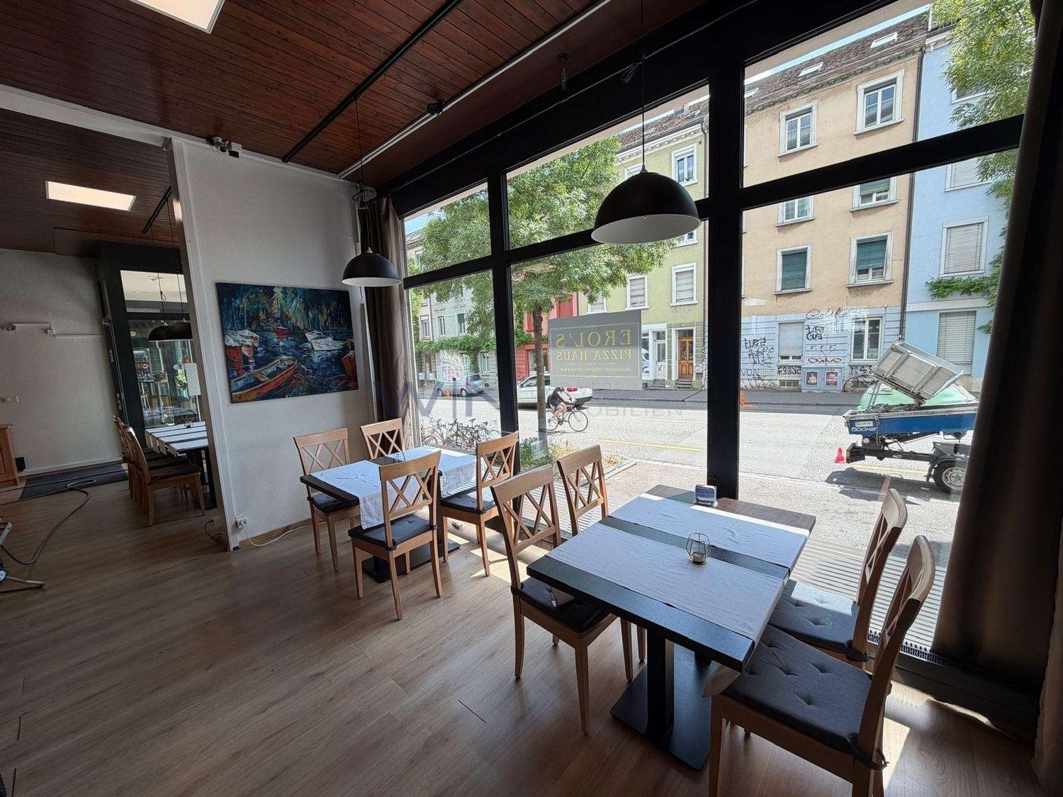 240m² restaurant, photo 4 of 9