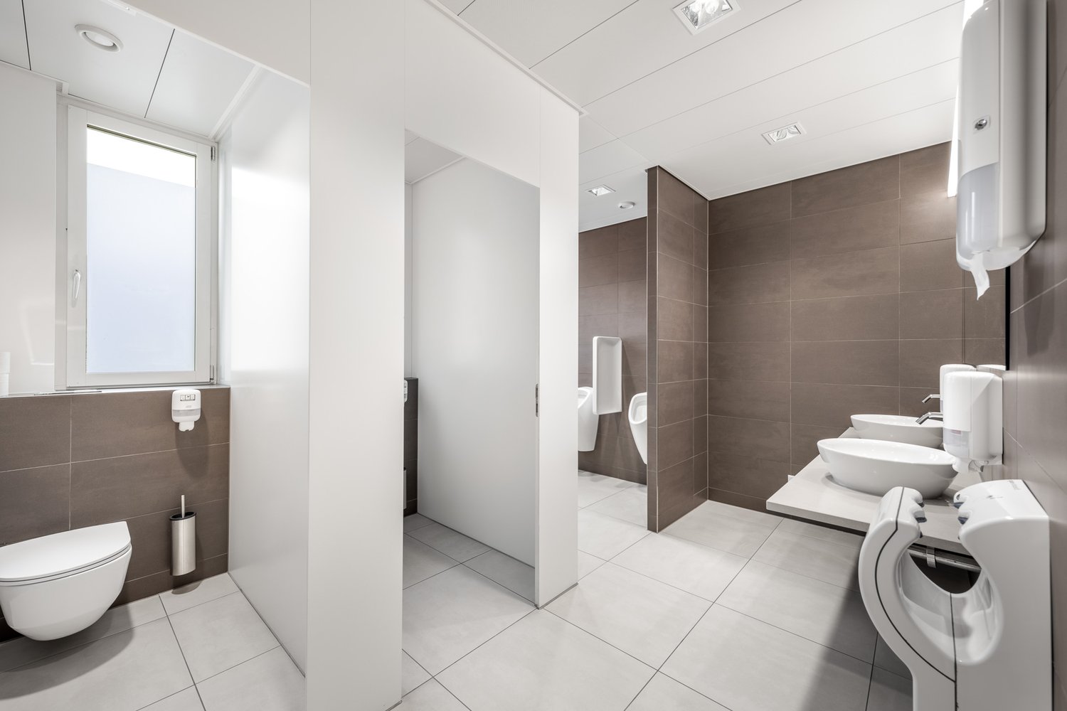 550m² office, photo 6 of 6