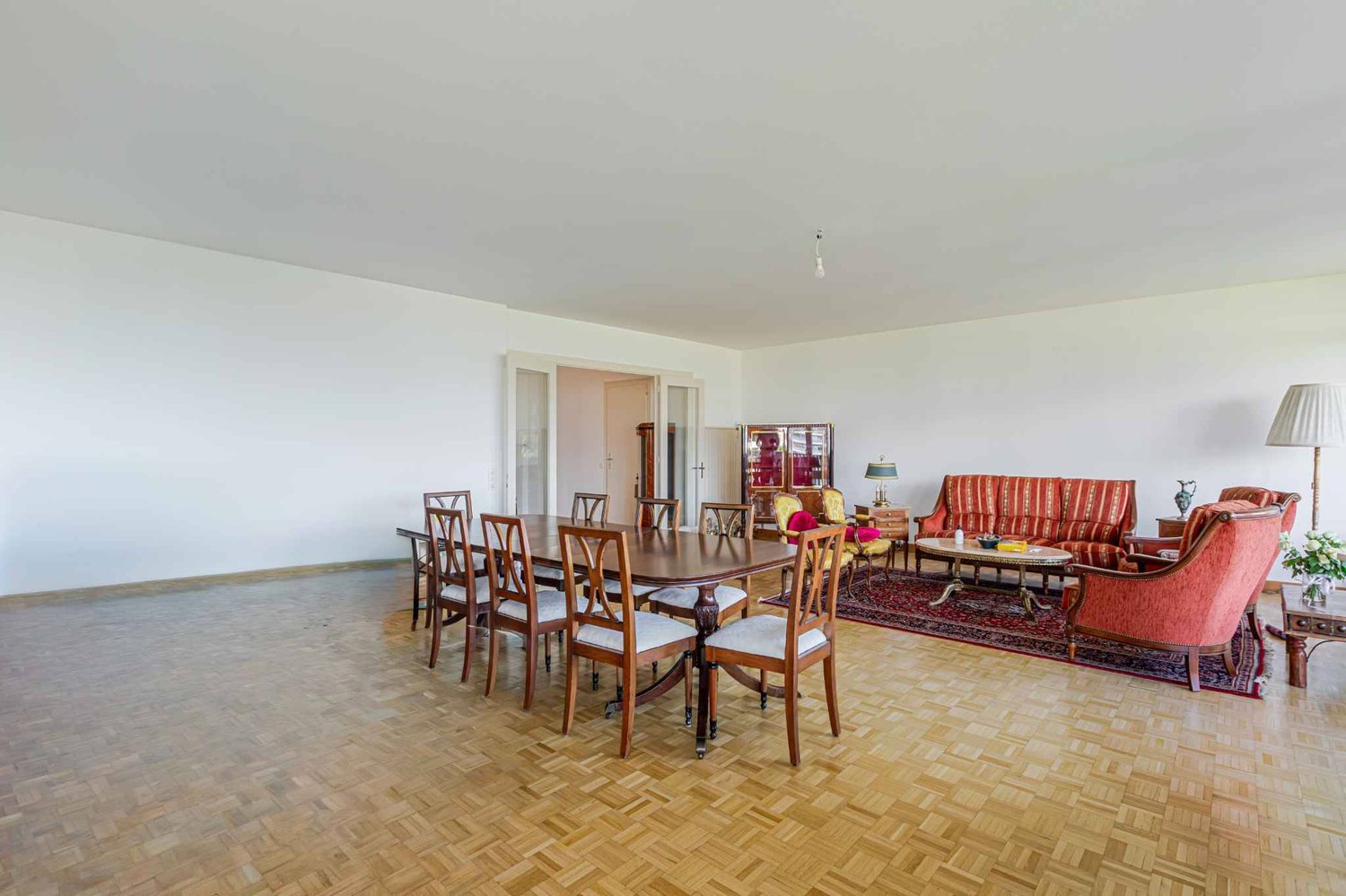 7 rooms apartment, photo 3 of 9