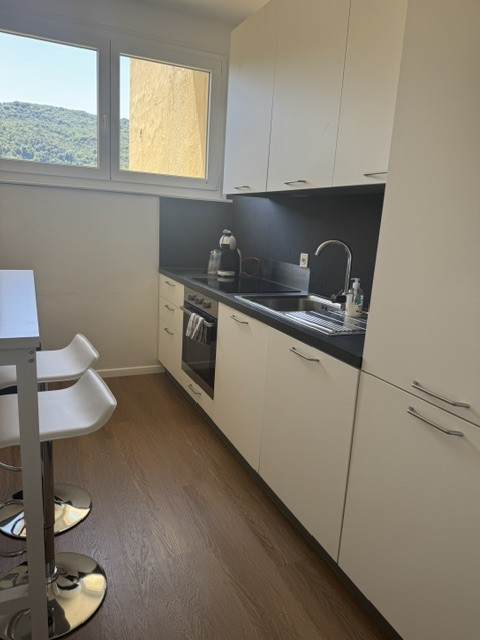 3-Zimmer-Wohnung, Foto 1 von 10
