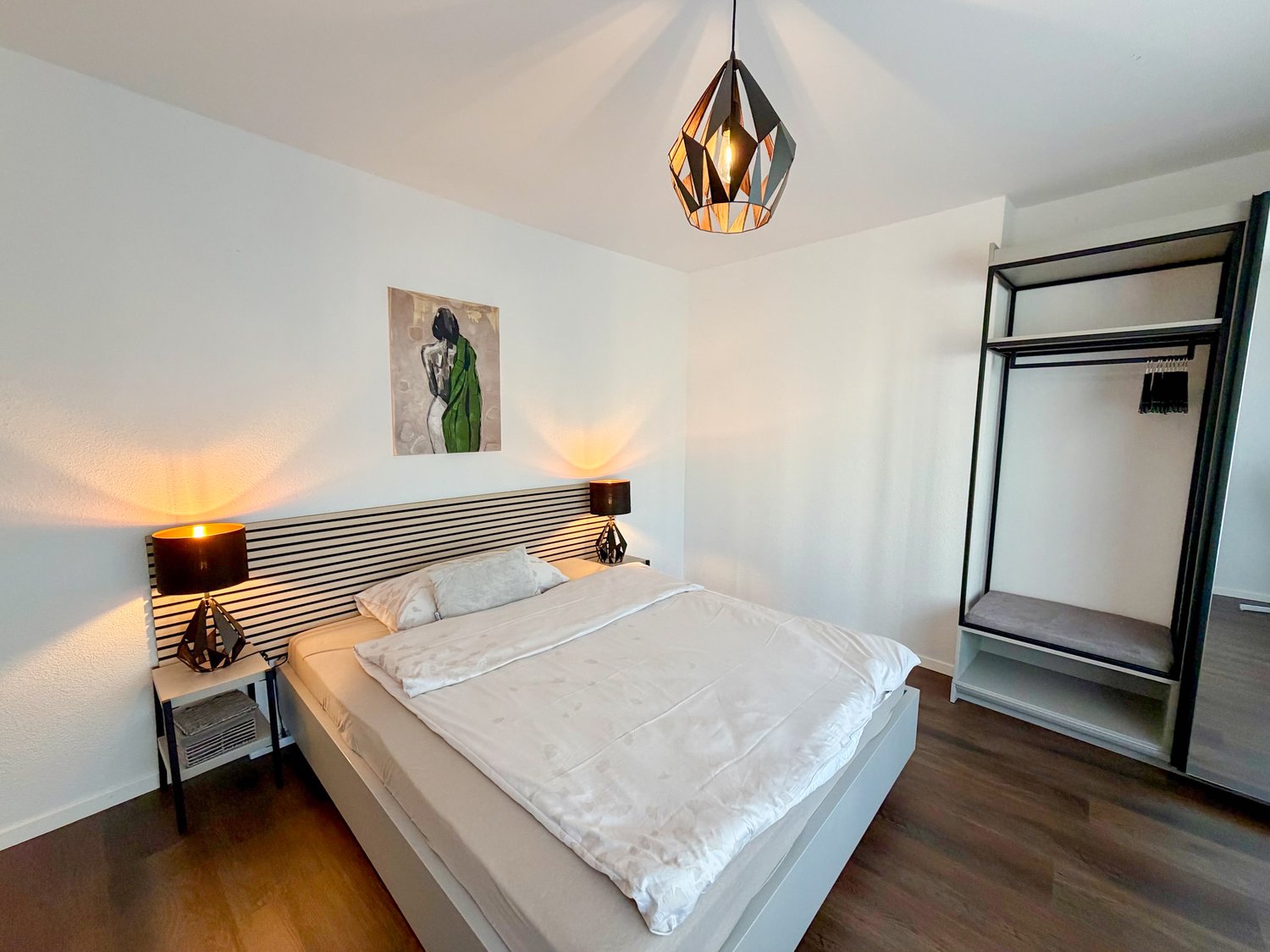 4 ½ Zimmer möblierte Wohnung