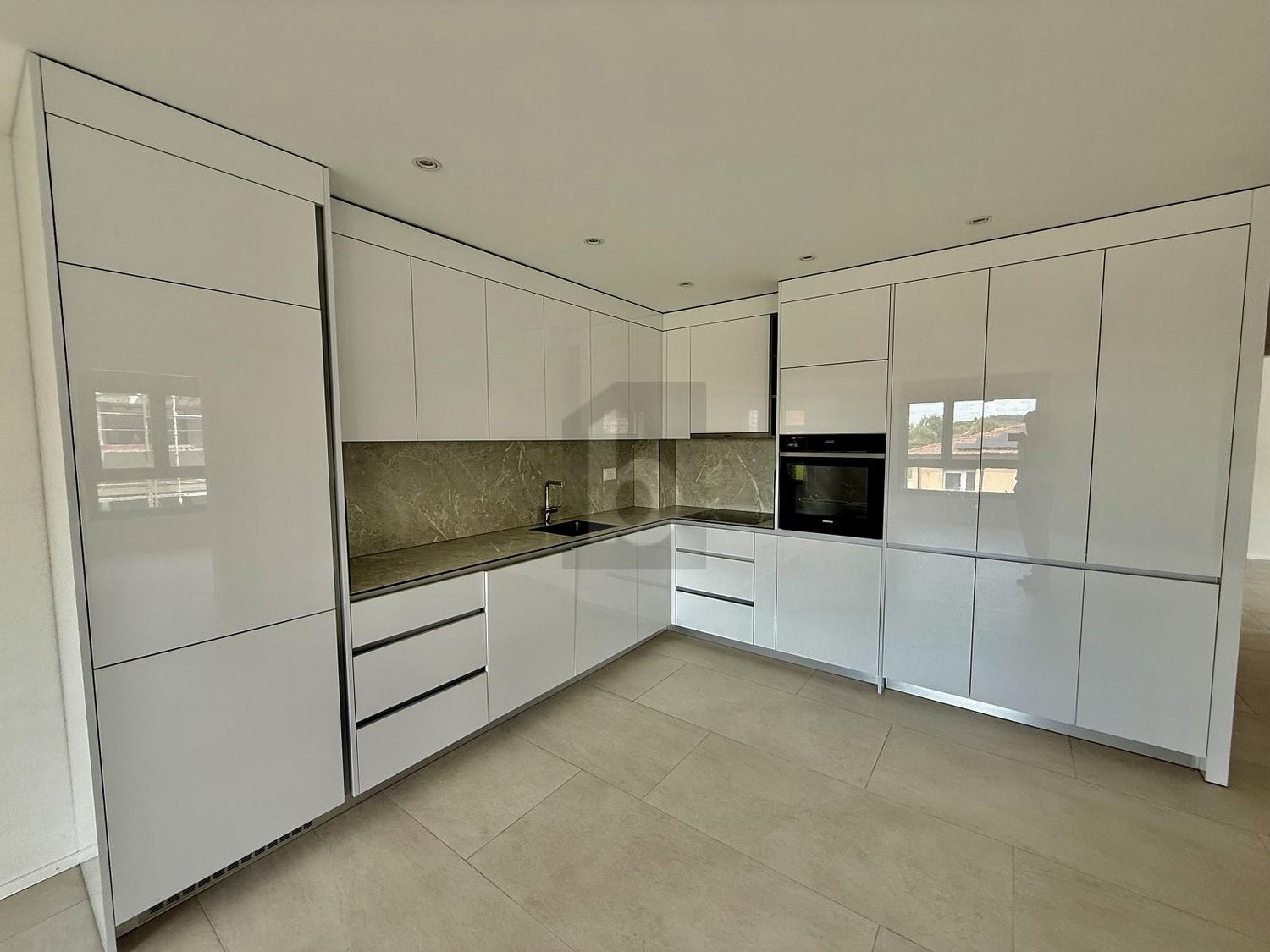 3 ½ rooms apartment, photo 3 of 4