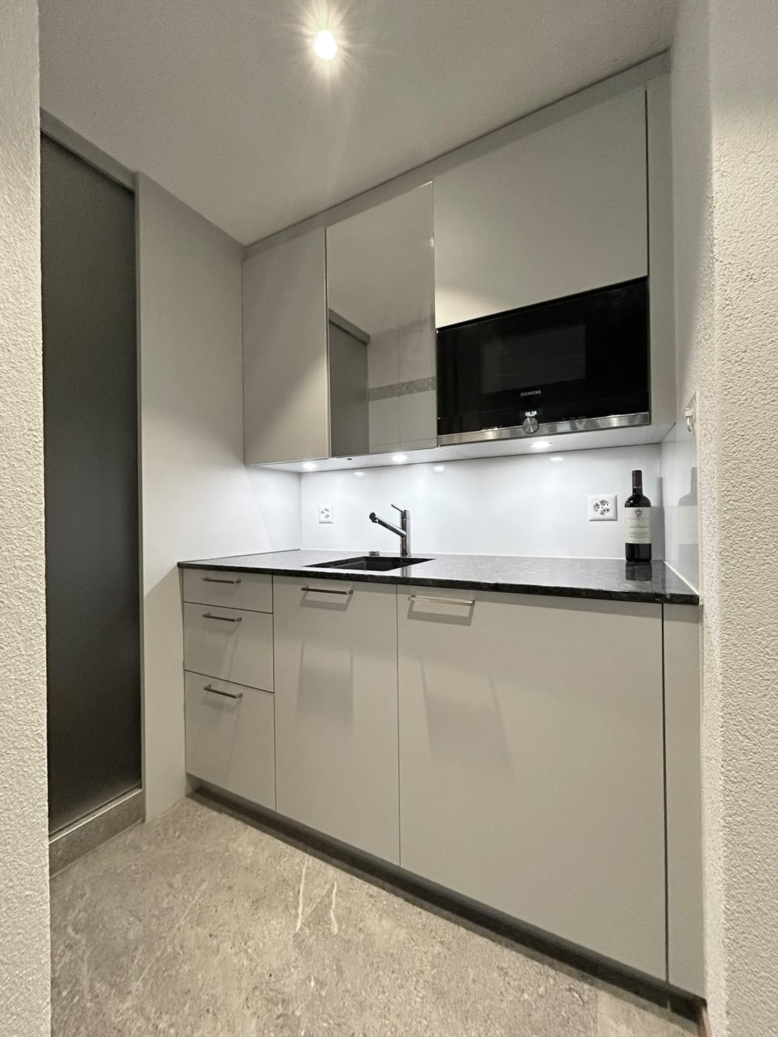 1 room apartment, photo 4 of 6