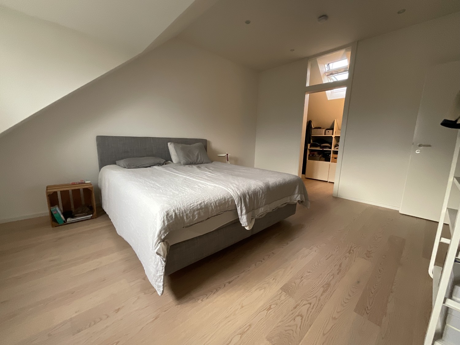 2 rooms roof flat