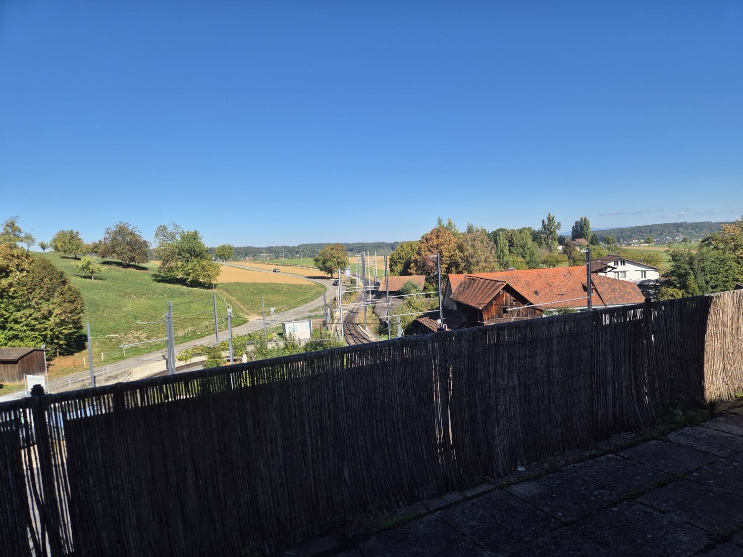 Apartment in a top location with a very beautiful view available immediately