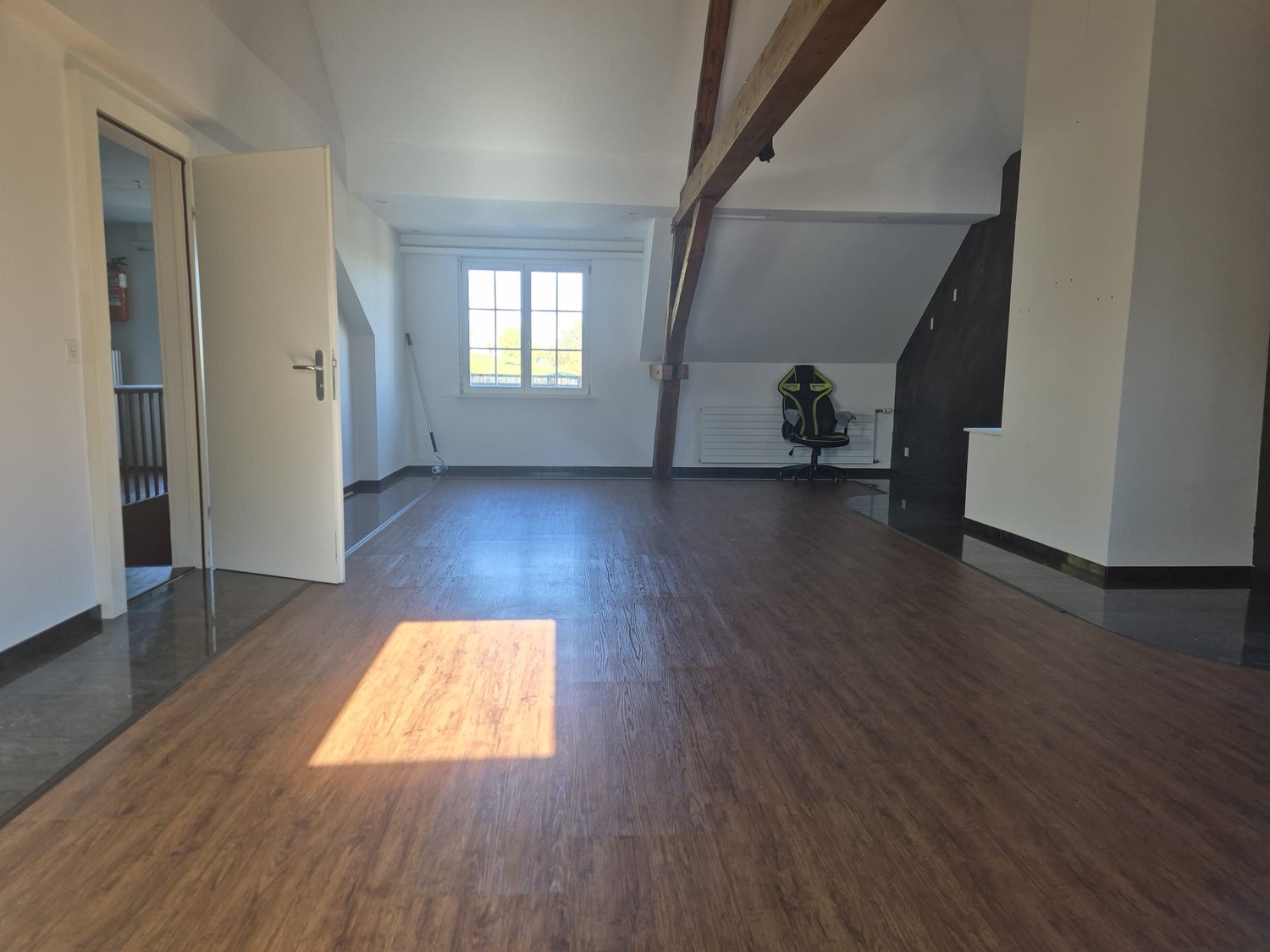 Apartment in a top location with a very beautiful view available immediately