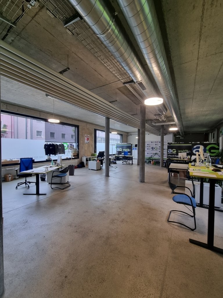 339m² commercial