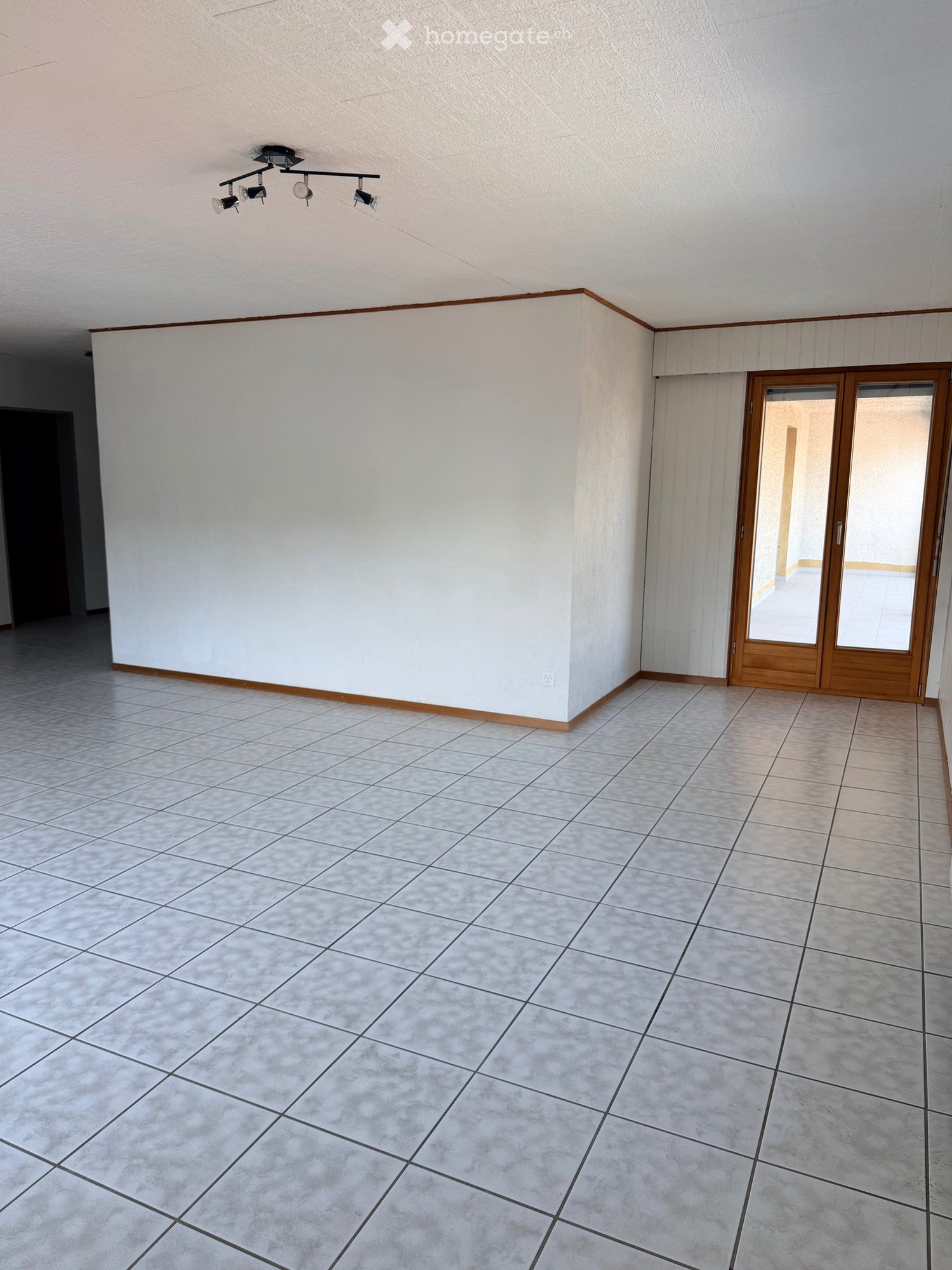 4 rooms apartment, photo 2 of 5