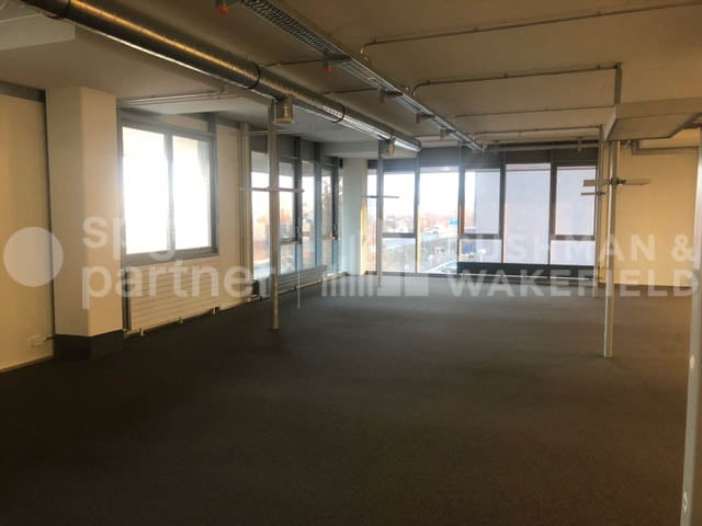 500m² office, photo 10 of 10