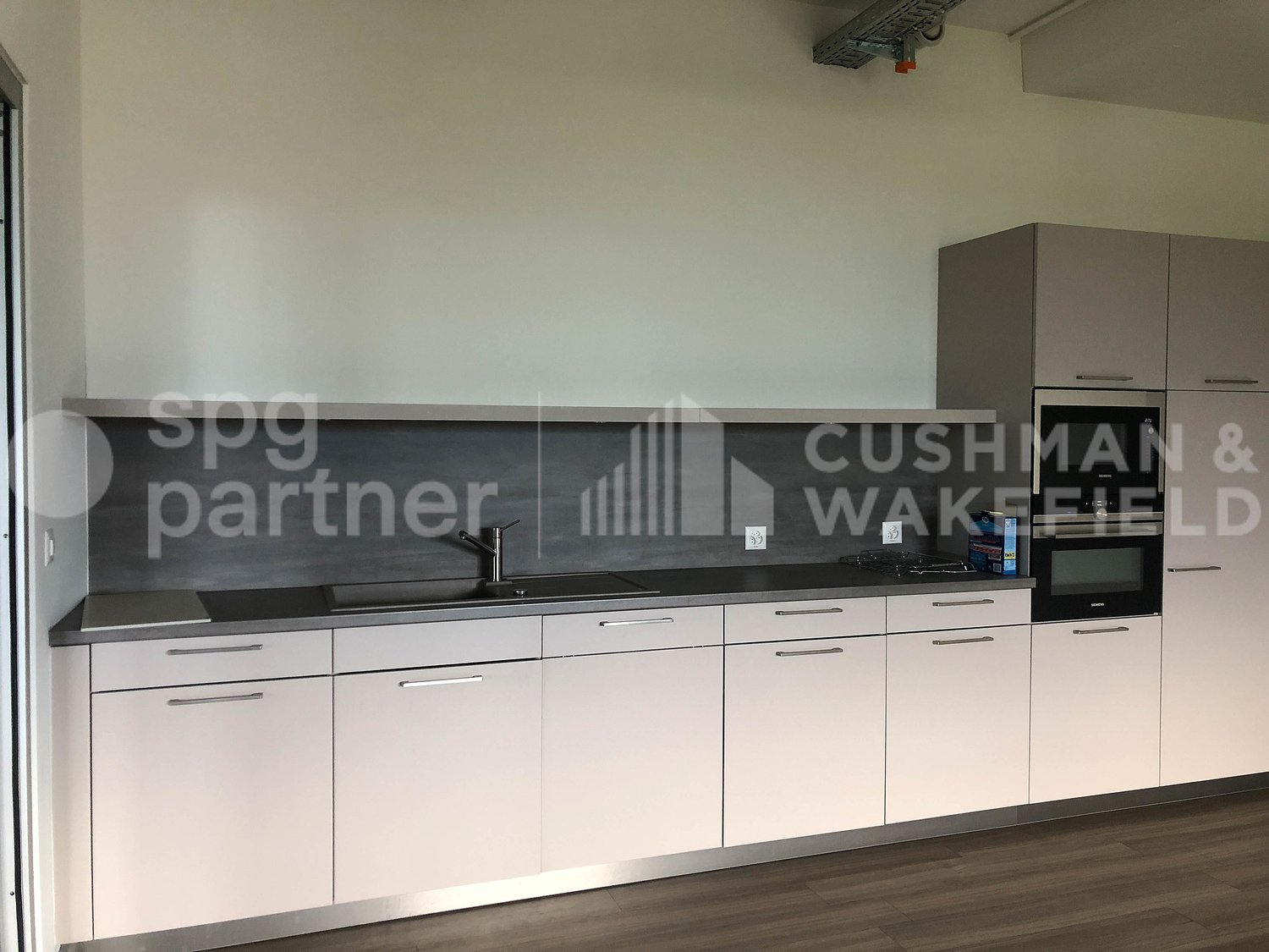 500m² office, photo 7 of 10