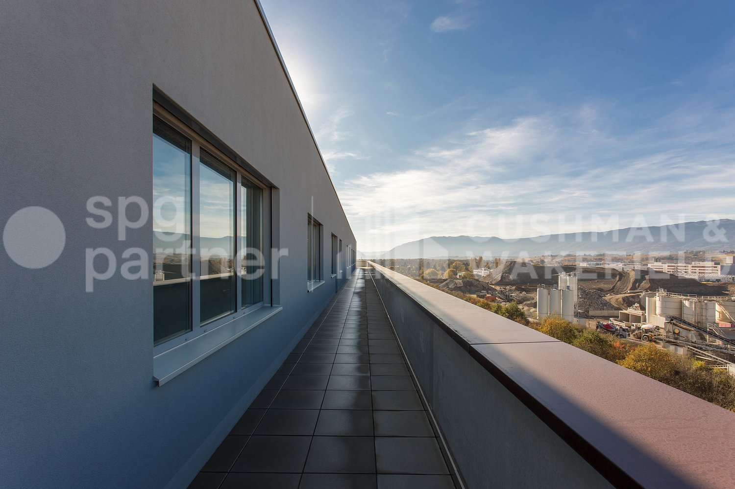 500m² office, photo 2 of 10