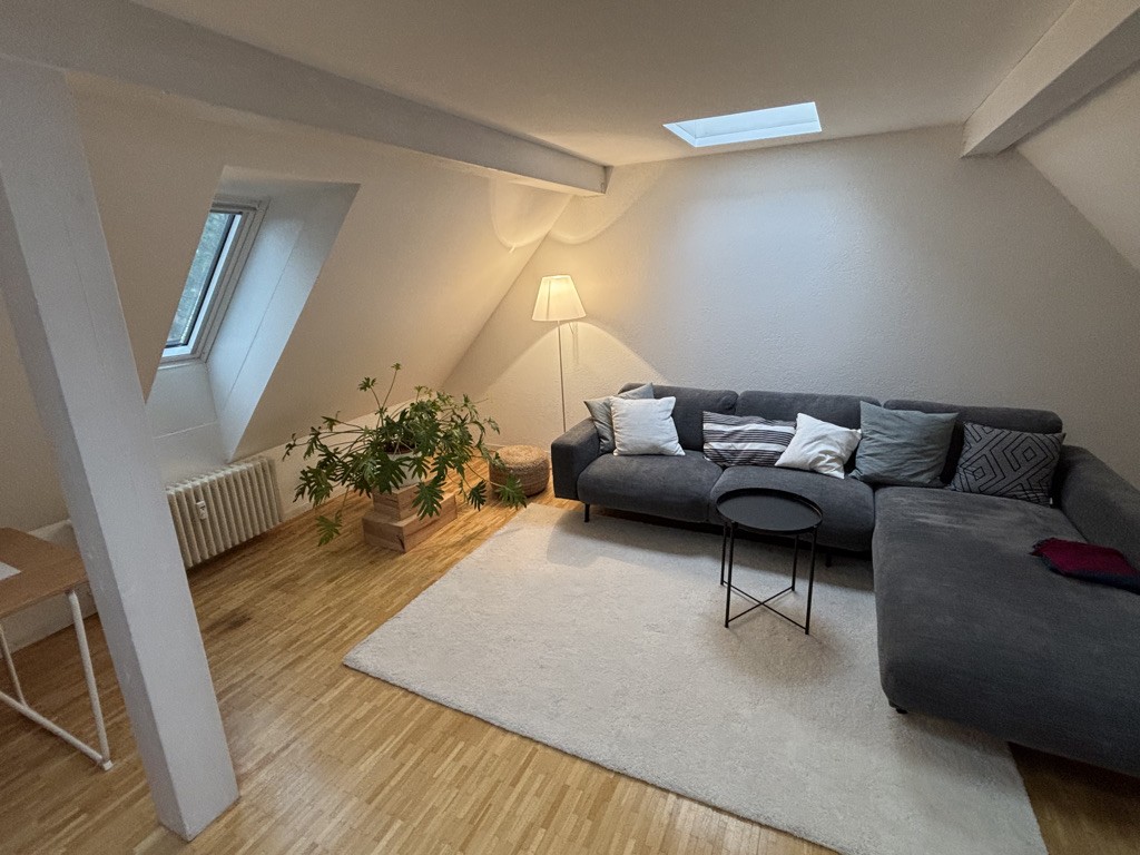 4 rooms apartment, photo 2 of 5