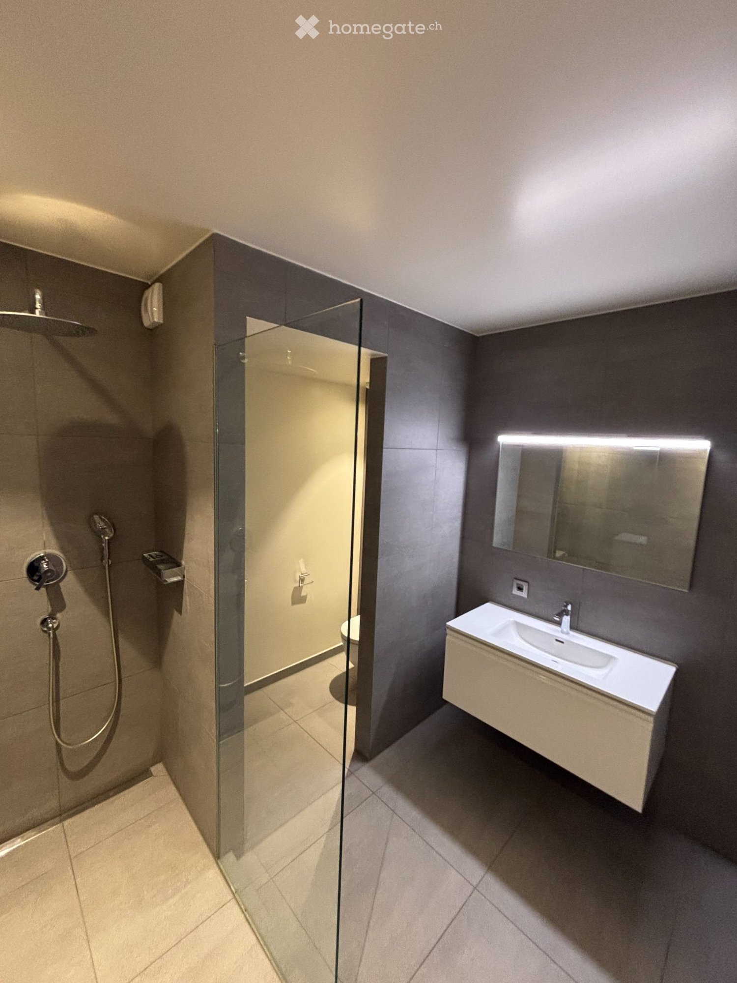 6 rooms apartment, photo 4 of 5