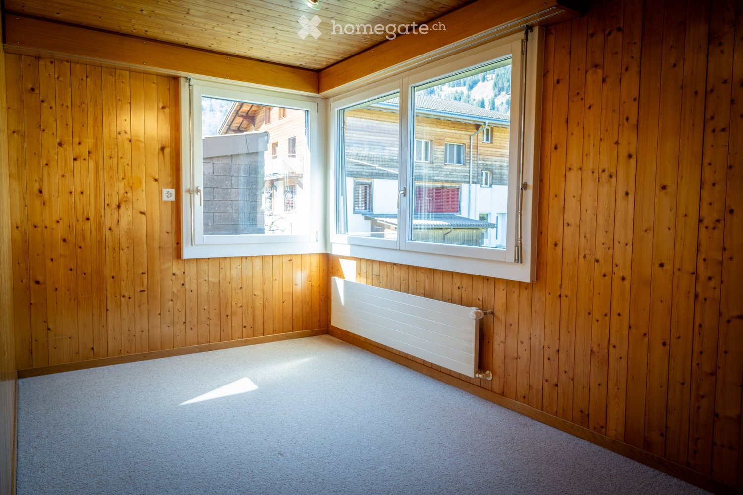 6 rooms apartment
