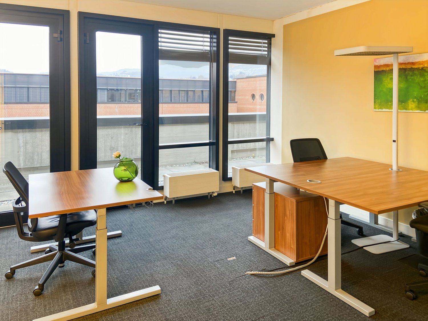 Office, photo 4 of 10
