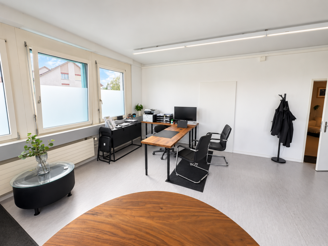 Office, photo 5 of 5