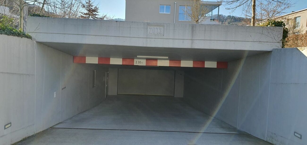 Open slot, photo 1 of 3
