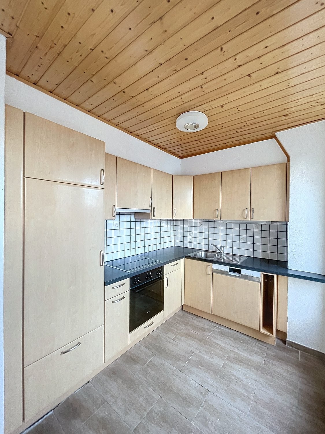 3 ½ rooms apartment (2)