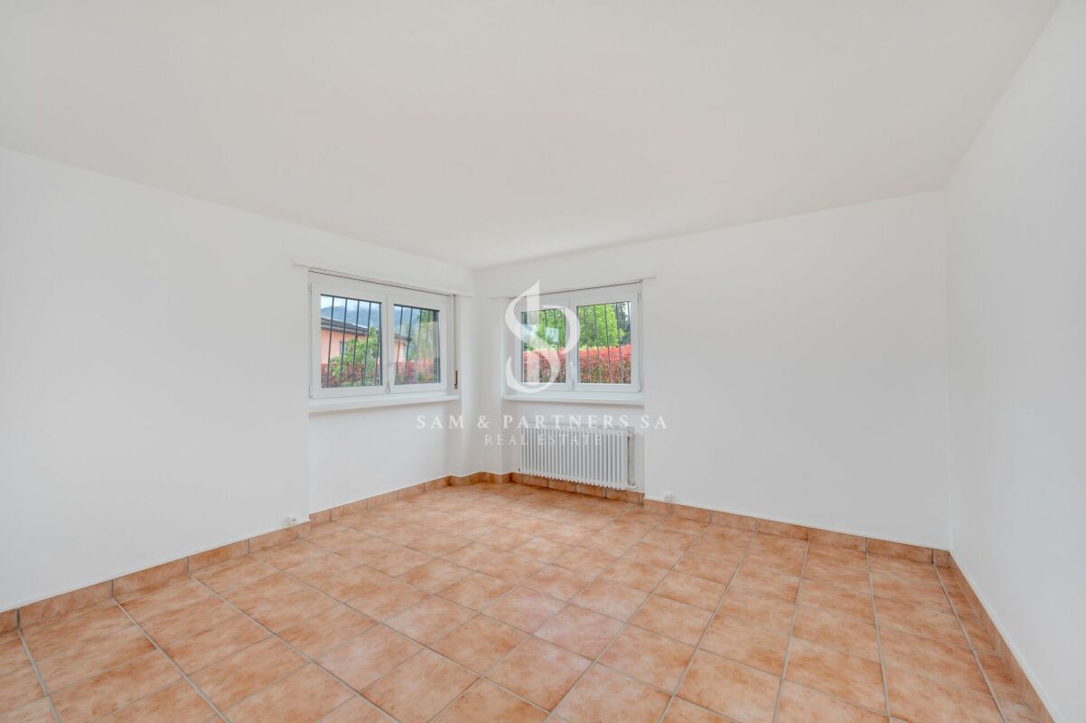 5 rooms single house